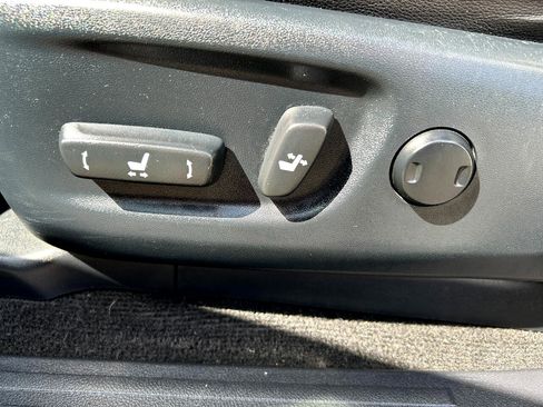 Used 2017 Toyota 4Runner TRD Off-Road Premium image 15