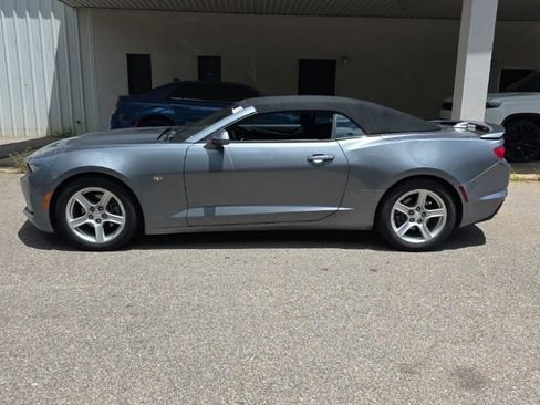 Used 2021 Chevrolet Camaro LT RWD image 2