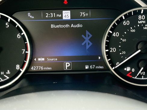 Used 2022 Nissan Maxima Platinum w/ Sport Mat Group FWD image 12