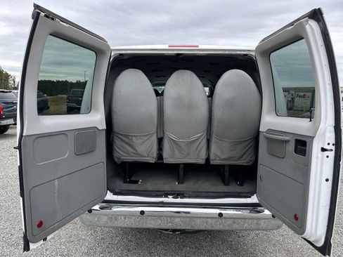 Used 2010 Ford E-350 and Econoline 350 XLT image 19