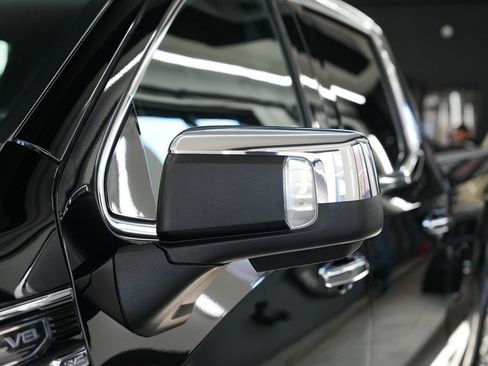 Used 2025 GMC Sierra 1500 Denali AWD/4WD image 43