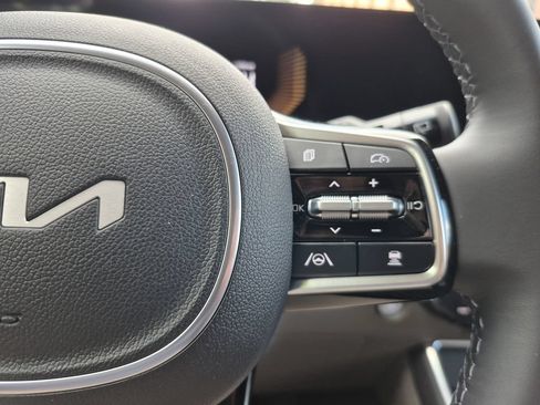 New 2026 Kia Carnival EX FWD image 18