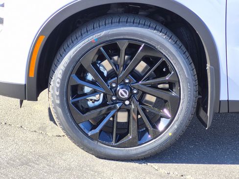 New 2026 Nissan Rogue SL AWD/4WD image 9