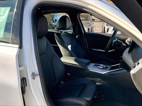 Used 2025 BMW 330i Sedan RWD image 9