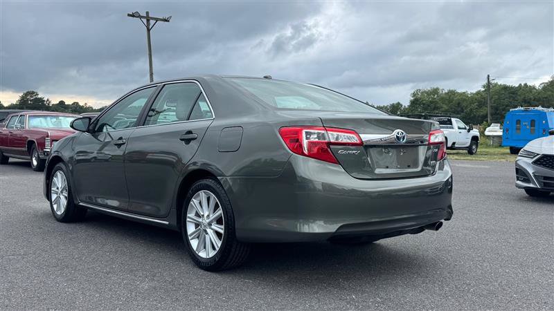 Used 2012 Toyota Camry XLE w/ Leather Pkg FWD image 9