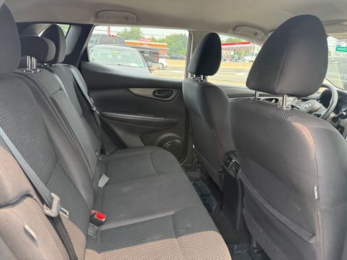 Used 2020 Nissan Rogue Sport S AWD/4WD image 24