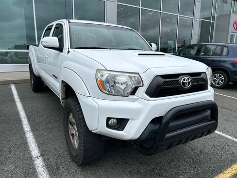 Used 2013 Toyota Tacoma 4x4 Double Cab w/ TRD Sport Pkg image 4