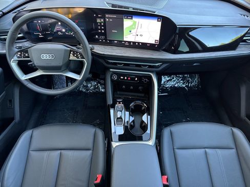 New 2025 Audi Q5 Premium image 10