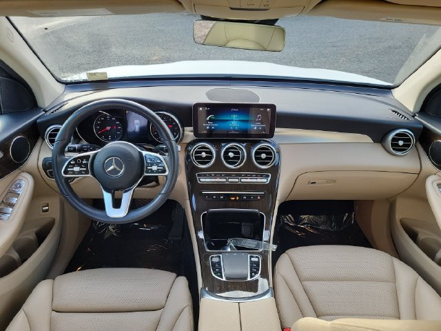 Used 2022 Mercedes-Benz GLC 300 4MATIC image 11