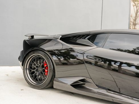 Used 2024 Lamborghini Huracan Tecnica image 37