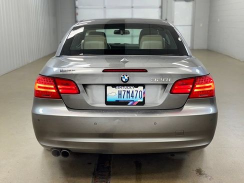 Used 2011 BMW 328i Convertible RWD image 6