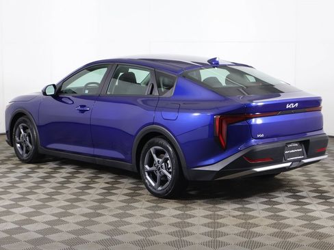 Used 2025 Kia K4 LXS image 7