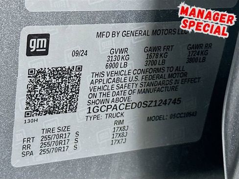 Used 2025 Chevrolet Silverado 1500 LT image 32