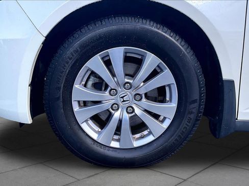 Used 2016 Honda Odyssey EX image 11