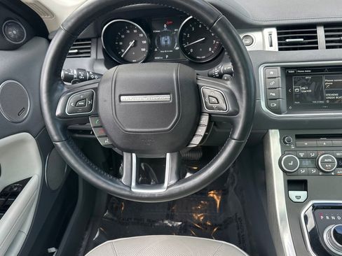 Used 2016 Land Rover Range Rover Evoque HSE image 28