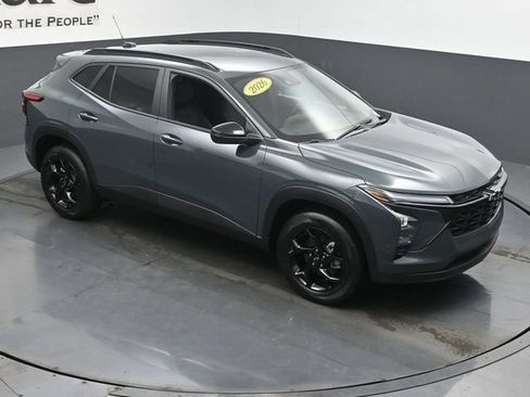 Used 2026 Chevrolet Trax LT w/ Driver Confidence Package FWD image 49
