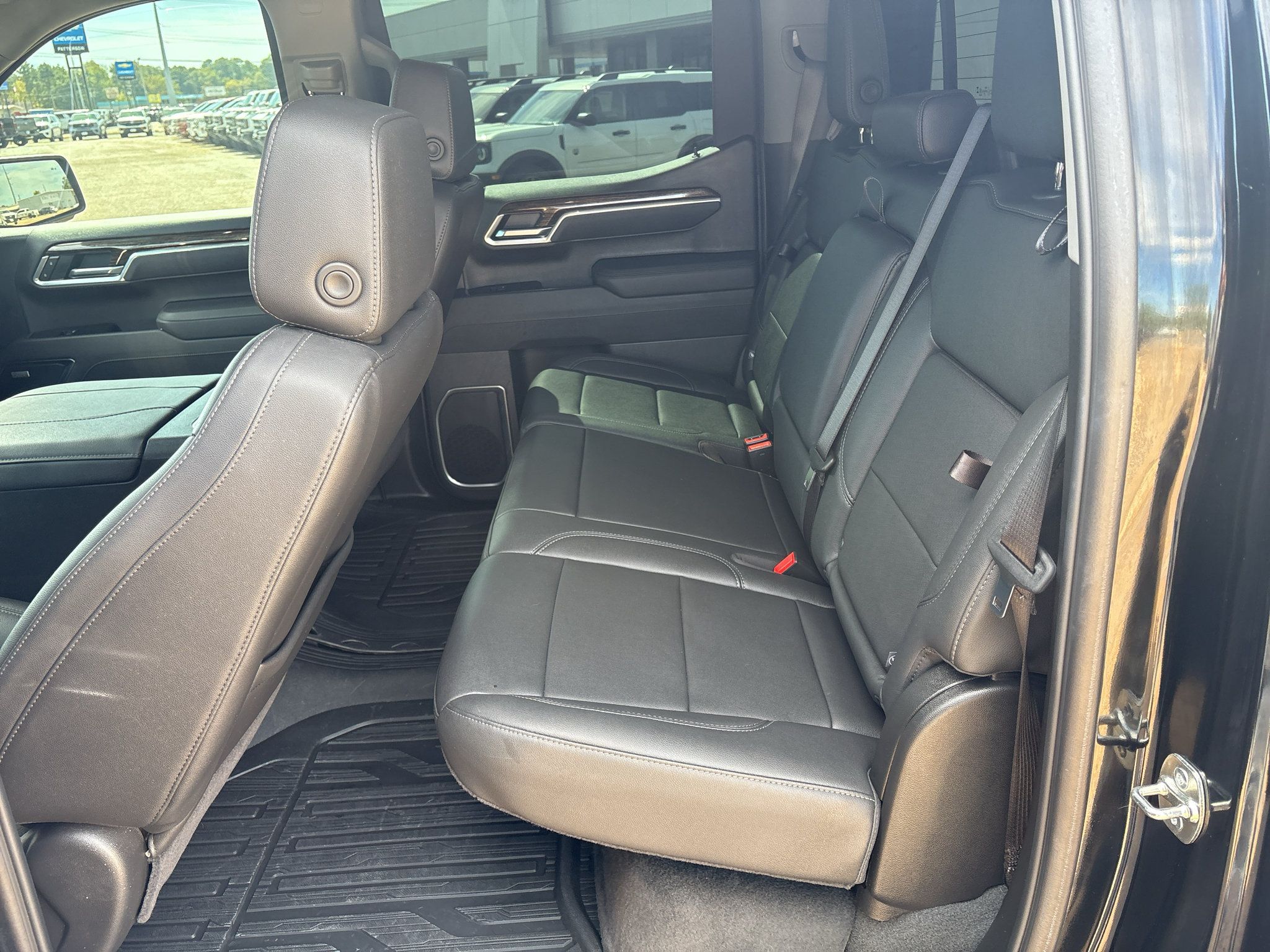 Used 2025 GMC Sierra 1500 Elevation w/ Elevation Premium Package AWD/4WD image 24