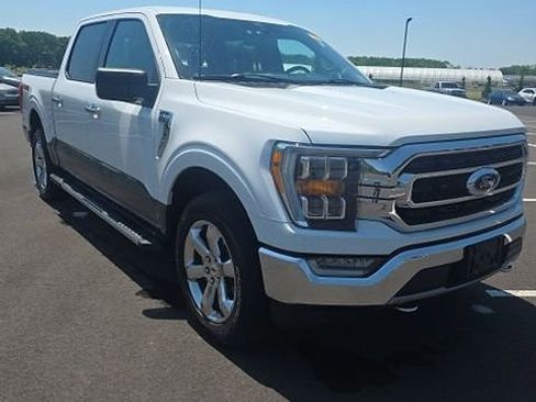 Used 2021 Ford F150 XLT w/ Equipment Group 302A High AWD/4WD image 3