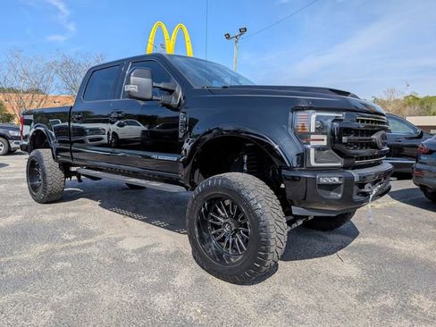 Used 2021 Ford F250 Lariat image 3