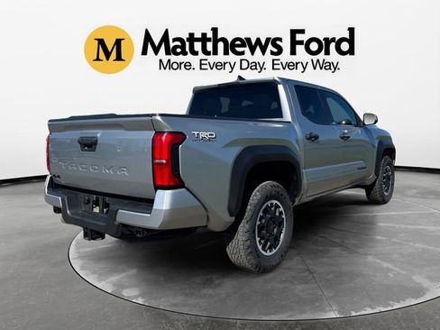 Used 2024 Toyota Tacoma TRD Off-Road AWD/4WD image 5