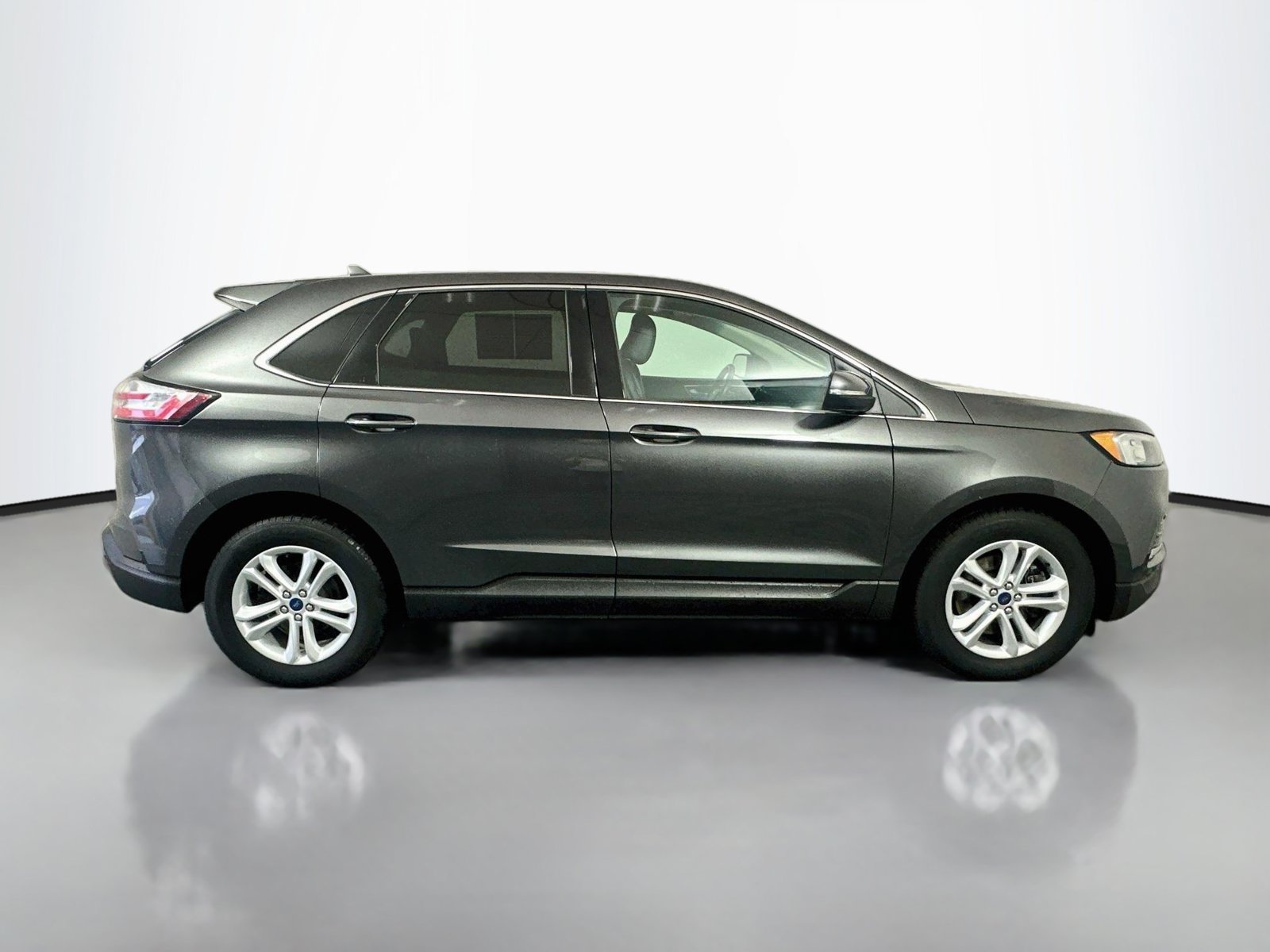 Used 2020 Ford Edge SEL w/ Convenience Package AWD/4WD image 8
