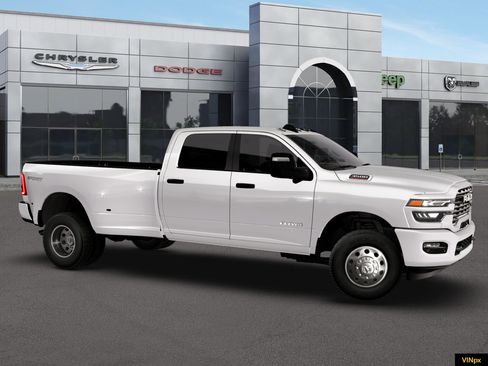 New 2026 RAM 3500 Big Horn AWD/4WD image 10