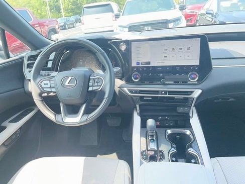 Used 2024 Lexus RX 350 Premium w/ Convenience Package AWD/4WD image 7