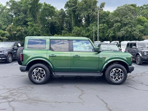 Used 2025 Ford Bronco Outer Banks AWD/4WD image 4