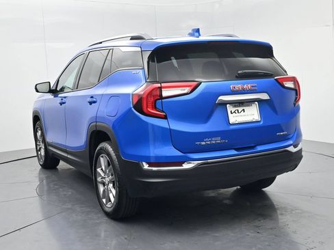 Used 2024 GMC Terrain SLT AWD/4WD image 6