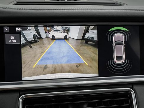 Used 2019 Porsche Panamera 4 image 19