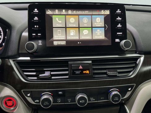 Used 2019 Honda Accord EX image 25