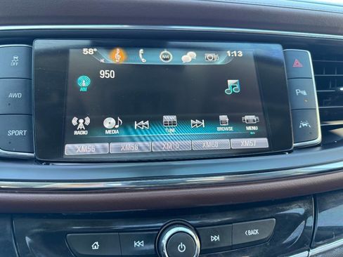 Used 2018 Buick Enclave Avenir w/ Avenir Technology Package image 25
