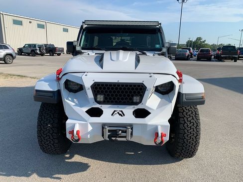 Used 2021 Jeep Wrangler Unlimited Sahara AWD/4WD image 14