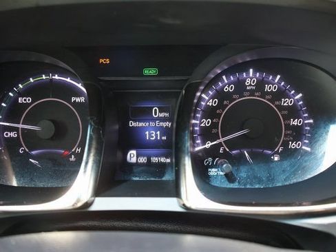 Used 2013 Toyota Avalon Limited w/ Technology Pkg FWD image 17
