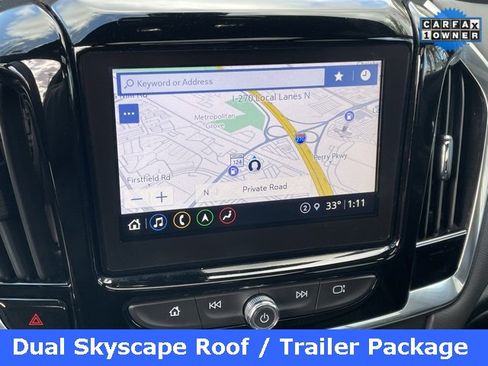 Used 2023 Chevrolet Traverse RS image 3