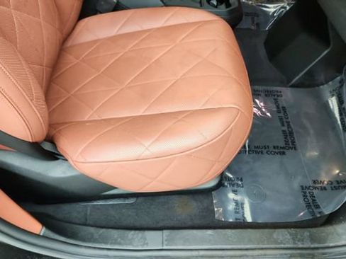 Used 2024 BMW iX xDrive50 w/ Premium Package AWD/4WD image 22