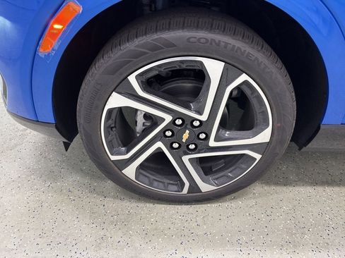 New 2026 Chevrolet Equinox EV LT image 8