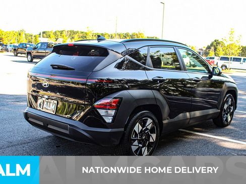 Used 2025 Hyundai Kona SEL FWD image 4