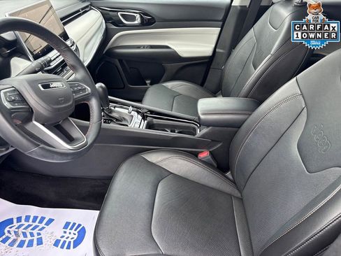 Certified 2022 Jeep Compass Limited image 16