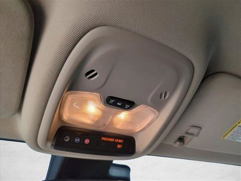 Used 2021 Buick Encore GX Preferred w/ Sport Touring Package FWD image 14