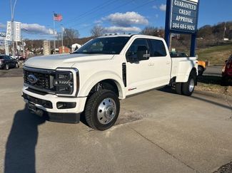 Used 2025 Ford F450 Platinum w/ FX4 Off-Road Package video 1