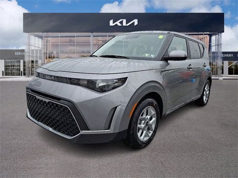 New 2025 Kia Soul LX w/ LX Technology Package image 2