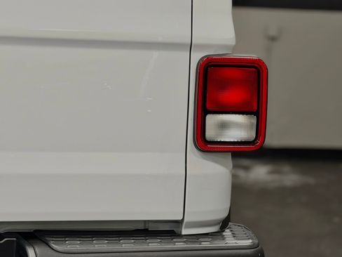 Used 2022 Jeep Gladiator Rubicon w/ Trailer Tow Package image 13