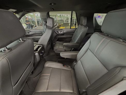 Used 2022 Chevrolet Tahoe RST w/ Luxury Package AWD/4WD image 33