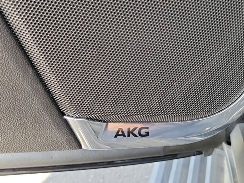 Used 2023 Cadillac Escalade ESV Sport Platinum w/ LPO, ONYX Package image 24