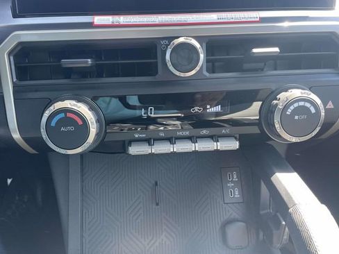 Used 2025 Toyota Tacoma TRD Sport RWD image 27