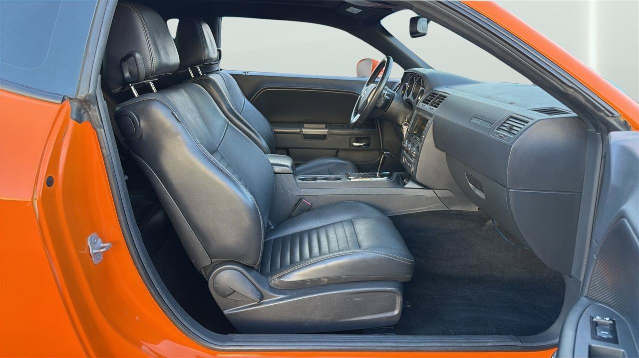 Used 2012 Dodge Challenger R/T RWD image 13