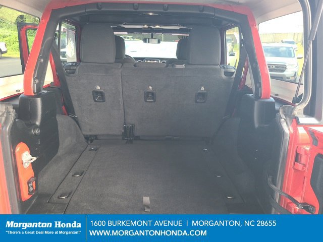 Used 2020 Jeep Wrangler Unlimited Sahara AWD/4WD image 21