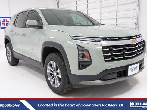 New 2026 Chevrolet Equinox LT w/ Convenience Package II image 3