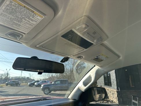 Used 2016 Toyota Tacoma SR5 image 15